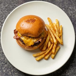 Bacon Cheeseburger